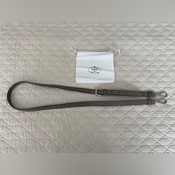 Prada soft leather handbag - Picture 13 of 16